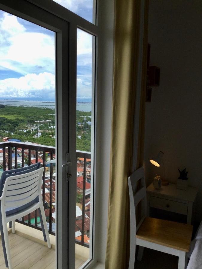 Bh Mangrove Condos Lapu-Lapu City Exterior photo